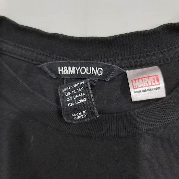 Marvel T-shirt - Picture 3 of 3